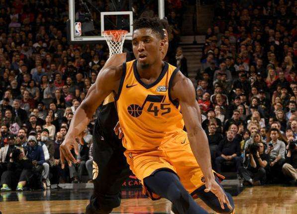 在中国足球 在中国足球