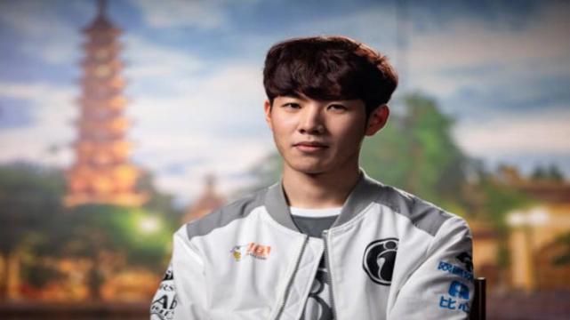 夫利同时站 夫利同时站