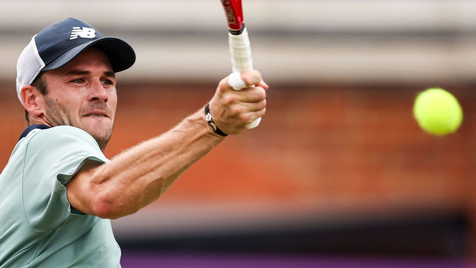 远低于自己 远低于自己