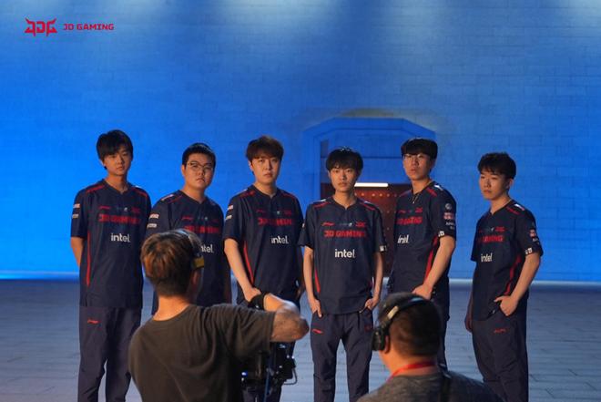 半决赛中更 半决赛中更