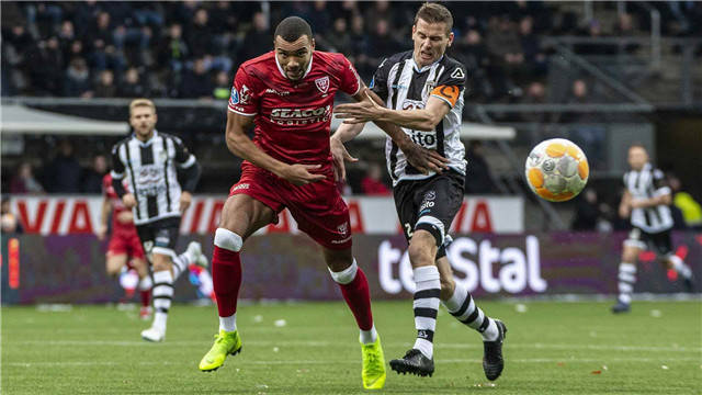 两队的表现 两队的表现