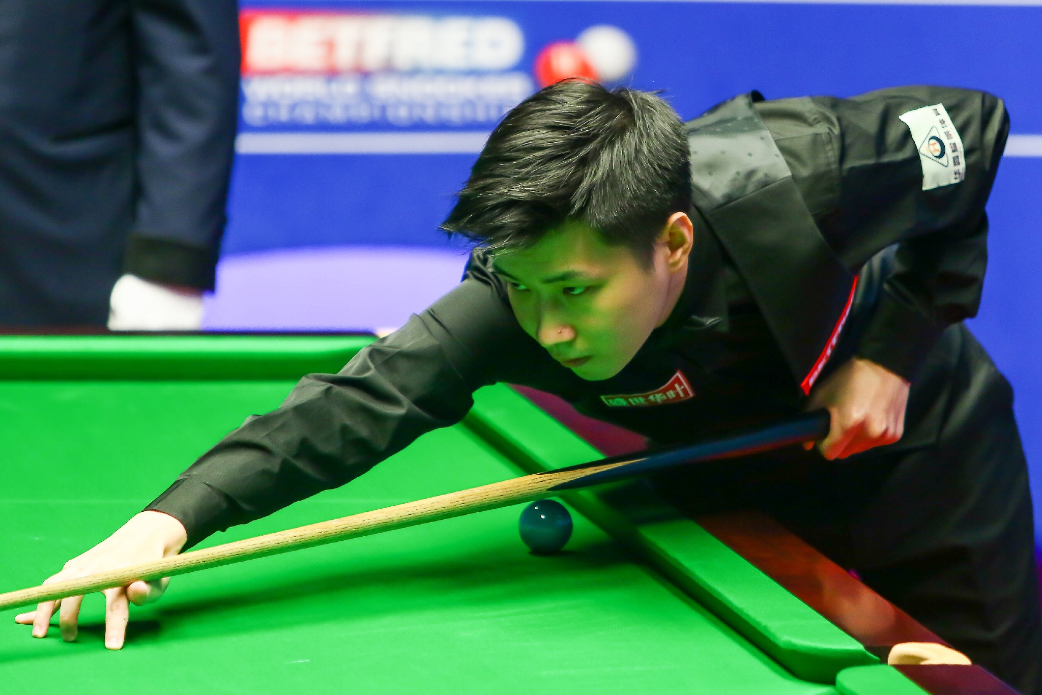 离开了比赛 离开了比赛